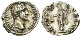IMPERIO ROMANO. ANTONINO PÍO. Denario. Roma (151-152). A/ Cabeza laureada a der.; IMP CAES T AEL HADR ANTONINVS AVG PIVS P P. R/ Vesta a izq. con simp...