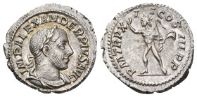 IMPERIO ROMANO. ALEJANDRO SEVERO. Denario. Roma (233). A/ Busto laureado, drapeado y acorazado a der.; IMP ALEXANDER PIVS AVG. R/ Sol avanzando a izq....