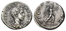 IMPERIO ROMANO. ALEJANDRO SEVERO. Denario. Antioquía (222-235). A/ Busto laureado, drapeado y acorazado a der.; IMP SEV ALEXAND AVG. R/ Victoria avanz...
