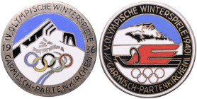 Medaillen und Abzeichen. 
Lot von 2 Ansteckern: Emaillierte Abzeichen 1936 auf die IV. Olympischen Winterspiele in Garmisch-Partenkirchen, rückseitig...