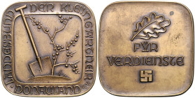 Medaillen und Abzeichen. 
Bronzeplakette o.J. 'Für Verdienste' des Landesbundes der Kleingärtner Donauland e.V. 53,5x53,5 mm 59,00&nbsp;g. . 

vz-s...