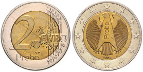 BRD. 
2 Euro 2004 D Probeprägung der Münzstätte München, mit durchgestrichenem Stempel und zusätzlich erhaben: PROBE auf beiden Seiten. Auf dickem Bi...