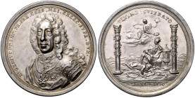 Haus Habsburg. 
Karl VI. 1711-1740. Silbermedaille 1736 (v. P. P. Werner) auf den Tod von Prinz Eugen v. Savoyen. Prachtexemplar mit feiner Patina 43...
