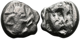 Persia, Achaemenid Kings AR Siglos. Time of Artaxerxes II - Artaxerxes III AR Siglos. Sardes, circa 375-340 BC. Persian king or hero in kneeling-runni...