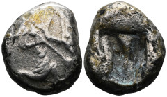 Achaemenid Kings of Persia, time of Xerxes II - Artaxerxes II AR Siglos. Sardes, circa 420-375 BC. Persian king in kneeling-running stance right, hold...