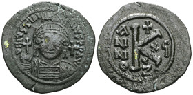 ByzantineJustinian I, 527-565. Half Follis (Bronze), Cyzicus, RY 15 = 541/2. D N IVSTINIANVS P P AVI Helmeted and cuirassed bust of Justinian I facing...