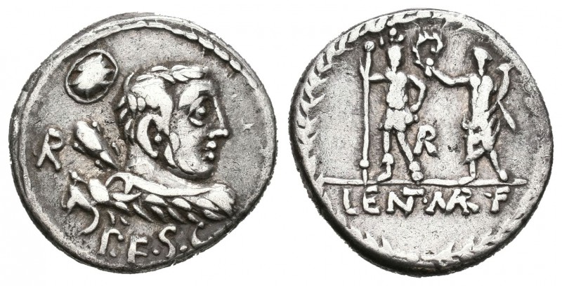 Cornelia. Denario. 100 a.C. Taller Auxiliar de Roma. (Ffc-622). (Craw-329/1c). (...