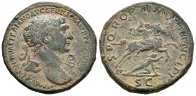 Trajano. Sestercio. 107 d.C. Roma. (Spink-3204). (Ric-534). Rev.: SPQR OPTIMO PRINCIPI S C. Trajano a caballo con lanza arroyando a enemigo. Ae. 26,51...
