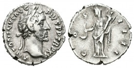 Antonino Pío. Denario. 152-153 d.C. Roma. (Spink-4065). Rev.: COS IIII. Vesta velada de pie a izquierda con símpolo y paladium. Ag. 3,91 g. MBC. Est.....