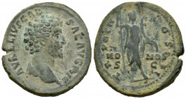 Marco Aurelio. Sestercio. 148-149 d.C. Roma. (Ric-1279). Rev.: TR POT II COS II HO-NOS SC. Honor de frente con cetro y cuerno de la abundancia. Ae. 24...