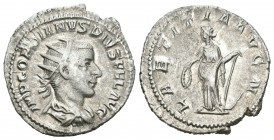 Gordiano III. Denario. (Spink-8675). (Ric-86). Rev.: LAETITIA AVG N. Laetitia estante a izquierda portando corona y antorcha. Ag. 3,99 g. MBC+. Est......