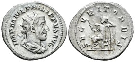 Filipo I. Antoniniano. 244-5 d.C. Roma. (Spink-8966). (Ric-48b). Rev.: SECVRIT ORBIS. Securitas sentada, apoyada en la mano y sosteniendo el cetro. Ag...