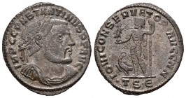 Constantino I. Follis. 312-313 d.C. Tesalónica. (Spink-15972). (Ric-519). Rev.: IOVI CONSERVATORI AVGG NN, en exergo TSE. Júpiter en pie a izquierda c...