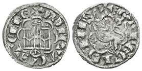 Reino de Castilla y León. Alfonso X (1252-1284). Novén. Burgos. (Bautista-394). (Abm-263). Ve. 0,61 g. Con B bajo el castillo. Agujeritos. MBC. Est......