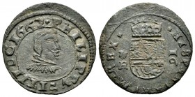 Felipe IV (1621-1665). 16 maravedís. 1662. Coruña. R. (Cal-1299). (Jarabo-Sanahuja-M112). Ae. 3,76 g. Fecha en anverso. Buen ejemplar. Rara. EBC-. Est...