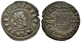 Felipe IV (1621-1665). 16 maravedís. 1662. Madrid. S. (Cal-1394). (Jarabo-Sanahuja-M364). Ae. 4,16 g. Resello MR de ¿Mozambique? en la cabeza de Felip...