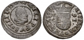 Felipe IV (1621-1665). 16 maravedís. 1662. Madrid. S. (Cal-1395). (Jarabo-Sanahuja-M360). Ae. 4,41 g. Valor 16 al revés. Restos de plateado original. ...