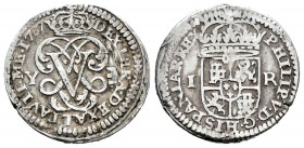 Felipe V (1700-1746). 1 real. 1707. Segovia. Y. (Cal-1687). Ag. 2,83 g. El 0 de la fecha pequeño. MBC. Est...60,00.