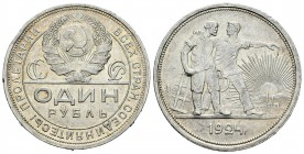 Rusia. 1 rublo. 1924. (Km-Y90.1). Ag. 19,96 g. Golpe en el canto. EBC. Est...80,00.