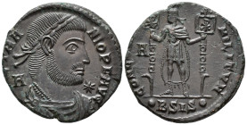 Vetranio (AD 350). Maiorina (AE, 23 mm, 5.32 g), Siscia mint. D N VETRANIO P F AVG Laureate, draped and cuirassed bust of Vetranio right; A behind; st...