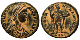 Theodosius I, 379-395. Follis (bronze, 4.36 g, 21 mm), Nicomedia. D N THEODOSIVS P F AVG Diademed, draped and cuirassed bust to right. Rev. GLORIA ROM...