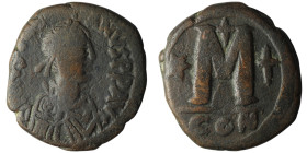 Justinian I (AD 527-565). Constantinople
AE Follis (29mm, 14,62g)