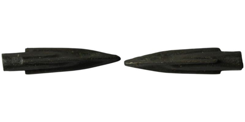 Ancient bronze arrowhead (3rd-1st centuries BC)
(31mm, 2,31g)