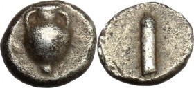 Etruria, Populonia. AR Unit, 4th century BC. Unpublished in the standard references, for obverse type cf. Vecchi EC I, 129. 0.98 g.  8.5 mm.
