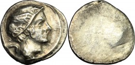 Etruria, Populonia. AR 5-Asses, 3rd century BC. Vecchi EC I, 84.12 (O5), HN Italy 163, HGC 130. 1.71 g.  14 mm.