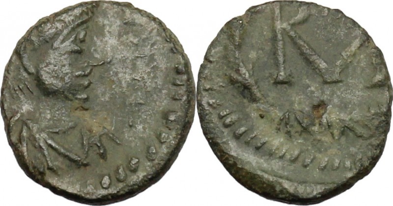 Libius Severus (461-465). AE Nummus, Rome mint. D/ Diademed, draped and cuirasse...