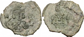 Tiberius III, Apsimar (698-705).. AE Follis. Uncertain Sicilian (Catania?) mint. Anastasi 340. D.O.-. Sear-. 4.75 g.  24 mm.