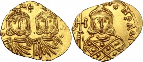 Constantine V, Copronymus (741-775).. AV Solidus, Syracuse mint. D.O. 15. Sear 1565. Ratto-. 3.84 g.  22 mm.