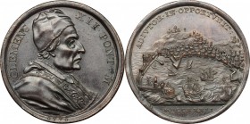 Clemente XII (1730-1740), Lorenzo Corsini. Medaglia annuale A. II, per il porto franco ad Ancona. Bart. E. 732 var. 1. Patrignani 11. 17.89 g.  32.5 m...