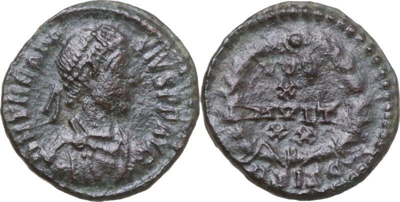 Theodosius I (379-395). AE 15mm, Siscia mint, 378-383. Obv. DN THEODOSIVS P F AV...