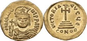 Heraclius (610-641). AV Solidus, Constantinople mint. Obv. dN hERACLIYS PP AVC. Helmeted, draped and cuirassed bust facing, wearing short beard, holdi...