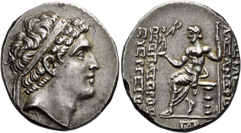 Tetradrachm, Seleucia on the Tigris circa 150-145, AR 30 mm, 16.65 g. Diademed h...