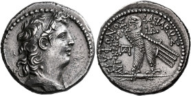 Tetradrachm, Ake-Ptolemaïs 139-138 (year 4), AR 28 mm, 12.98 g. Diademed and draped bust of Tryphon r. of baroque style. Dotted border. Rev. BAΣIΛEΩΣ ...