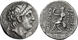 Tetradrachm, Soli (?) circa 138-129, AR 29 mm, 15.50 g. Diademed head of Antiochus VII r. Fillet border. Rev. BAΣIΛEΩΣ – ANTIOXOY – EYEPΓETOY Athena e...