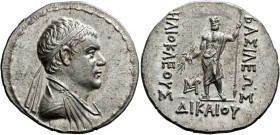 Tetradrachm circa 145-130, AR 35 mm, 17.10 g. Diademed and draped bust of Heliocles r. Fillet border. Rev. BAΣIΛEΩΣ – HΛIOKΛEOYΣ – ΔIKAIOY Zeus standi...