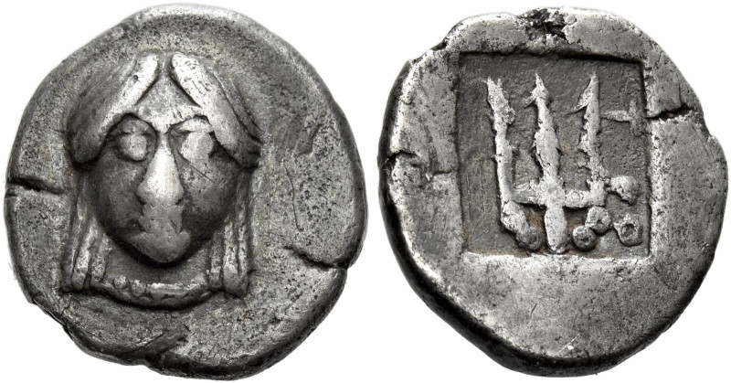 Argolis, Troizen 

Pentobol circa 450-425, AR 3.22 g. Archaic head of Athena f...