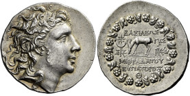 Kings of Pontus, Mithradates VI, 120 – 63

Tetradrachm, Pergamum 75-74, AR 33 mm, 16.69 g. Diademed head r. Rev. ΒΑΣΙΛΕΩΣ / ΜΥΘΡΑΔΑΤΟΥ / ΕΥΠAΤΟΡΟΣ D...