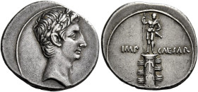 Octavian 32 – 27 

Denarius, Brundisium and Roma (?) circa 29-27 BC, AR 20 mm, 3.81 g. Laureate head as Apollo r. Rev. IMP – CAESAR Cloaked figure (...