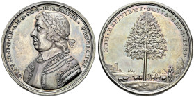 AR Medal (48mm, 44.24 g, 12h). On his death. By an uncertain medallist. Dated 3 September 1658. OLIVAR · D · G · RP · ANG · SCO · HIBERNIÆ · PROTECTOR...