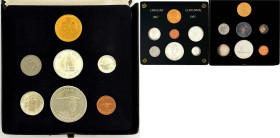 Ausländische Goldmünzen und -medaillen

Kanada

Britisch, seit 1763

3 X Proof-Like Set 1967. Mit je 7 Münzen inkl. 20 Dollars Gold (18,28 g. 90...