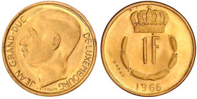 Ausländische Goldmünzen und -medaillen

Luxemburg

Jean, 1964-2000

Probeprägung des 1 Francs Jean mit ESSAI 1965. 7,74 g. g. 917/1000. Auflage ...