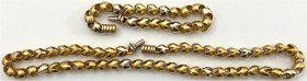 Schmuck und Accessoires aus Gold

Ensembles

Halskette und Armband, beide Gelbgold 750/1000. Länge 46 und 20,5 cm. Gesamtgewicht 104,23 g