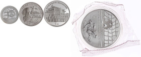 CHINA und Südostasien

China

Lots der Volksrepublik China

4 Silbergedenkmünzen: 5 Yuan 1997 Chinesische Kultur. Halle der Höchsten Harmonie, i...