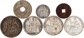 CHINA und Südostasien

Französisch Indochina

6 Münzen vom Sapeque bis zum 50 Centimes. Darunter bessere Jahrgänge, u.a. 10 Cent. 1898, 20 Cent. 1...