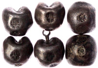 CHINA und Südostasien

Thailand

Rama III., 1824-1851

6 Varianten zum Pot Duang Silberkugelgeld zu 1 Baht (1824) mit Stempelung jeweils Chakra ...