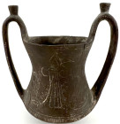 Ausgrabungen

Etrusker

Kantharos aus dunklem Ton um 600 v. Chr. mit säulenartiger Verzierung. Höhe 19 cm. Ggf. Falisker, Nord-Latium. Risse Exemp...